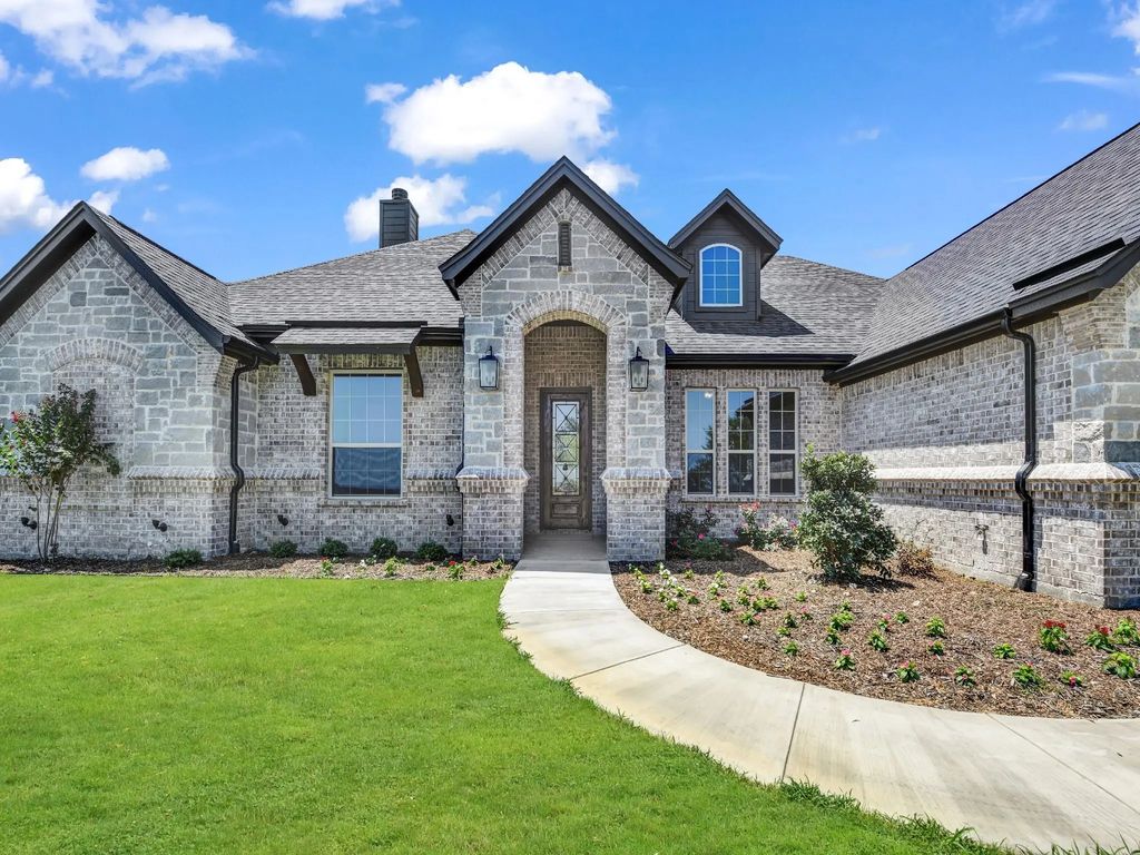 145 Fan Mill Trail, Weatherford