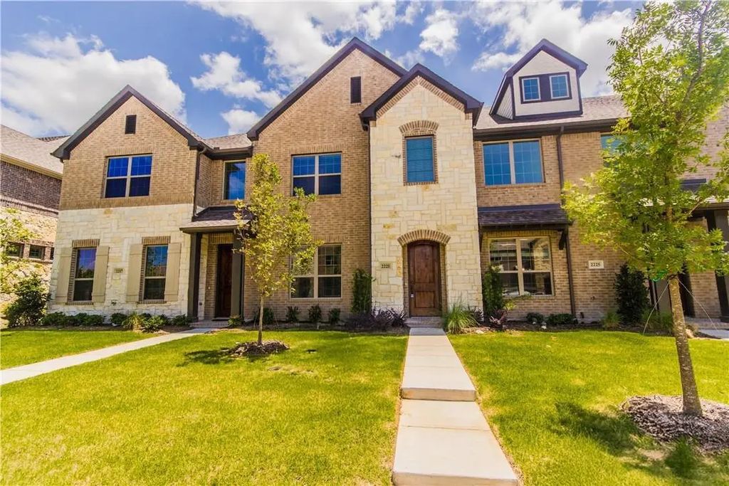 2221 Jameson Lane, McKinney