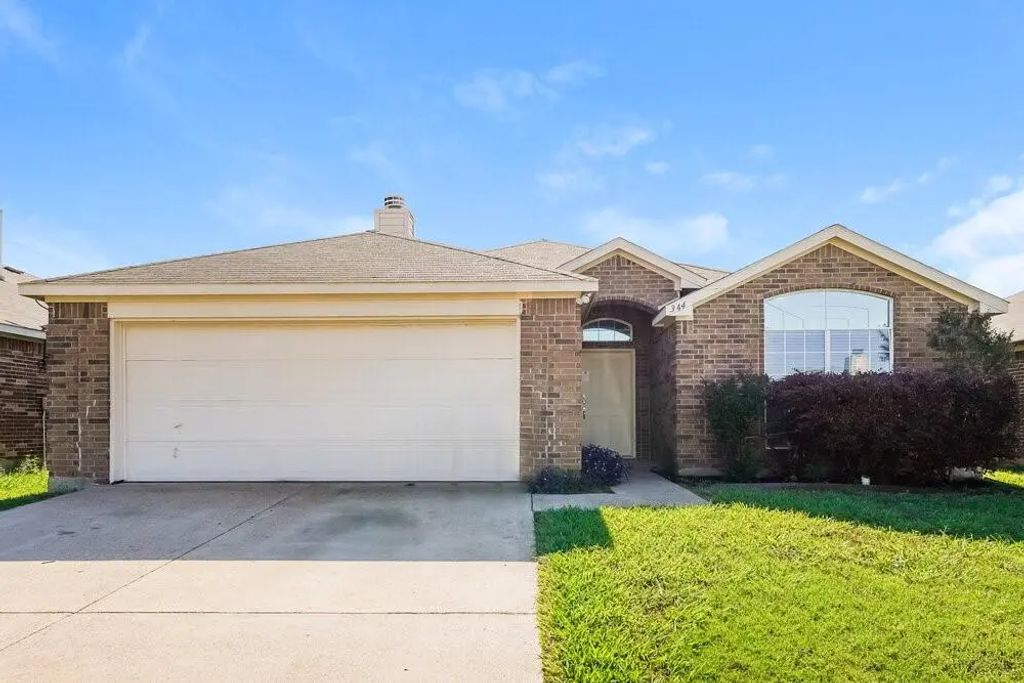 344 Creekside Way, Waxahachie