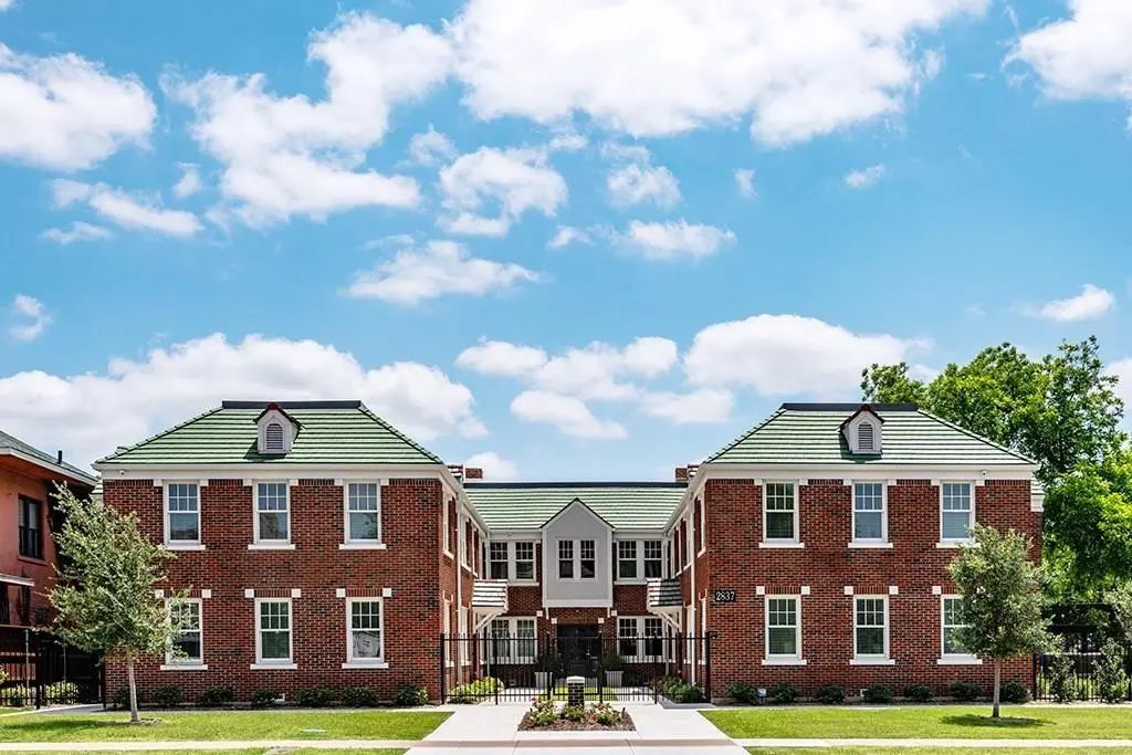 2837 Hemphill Street 101, Fort Worth