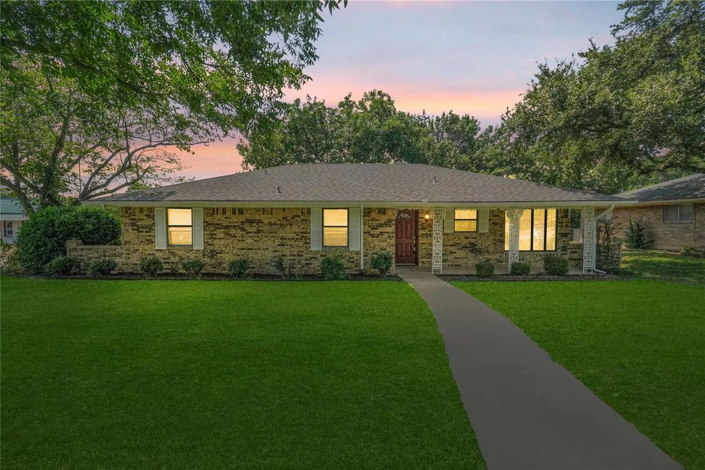 1223 Honor Circle, DeSoto
