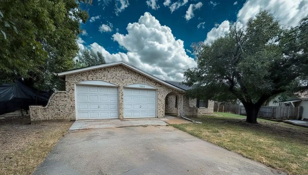 4002 Fairbanks Court, Irving