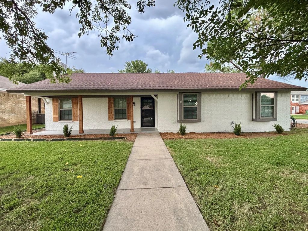 6561 Windrock Drive, Watauga