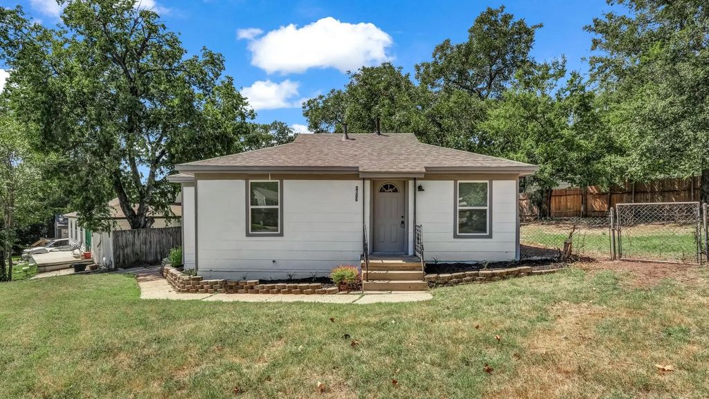 1617 Montrose Drive, River Oaks