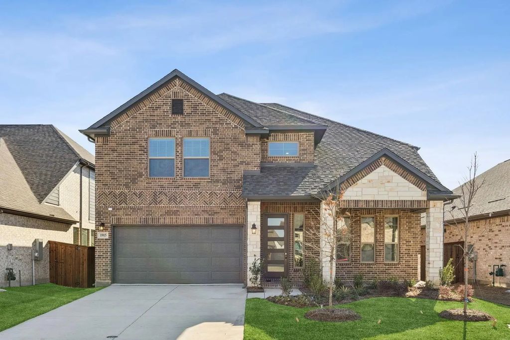 1915 Huron Drive, Forney