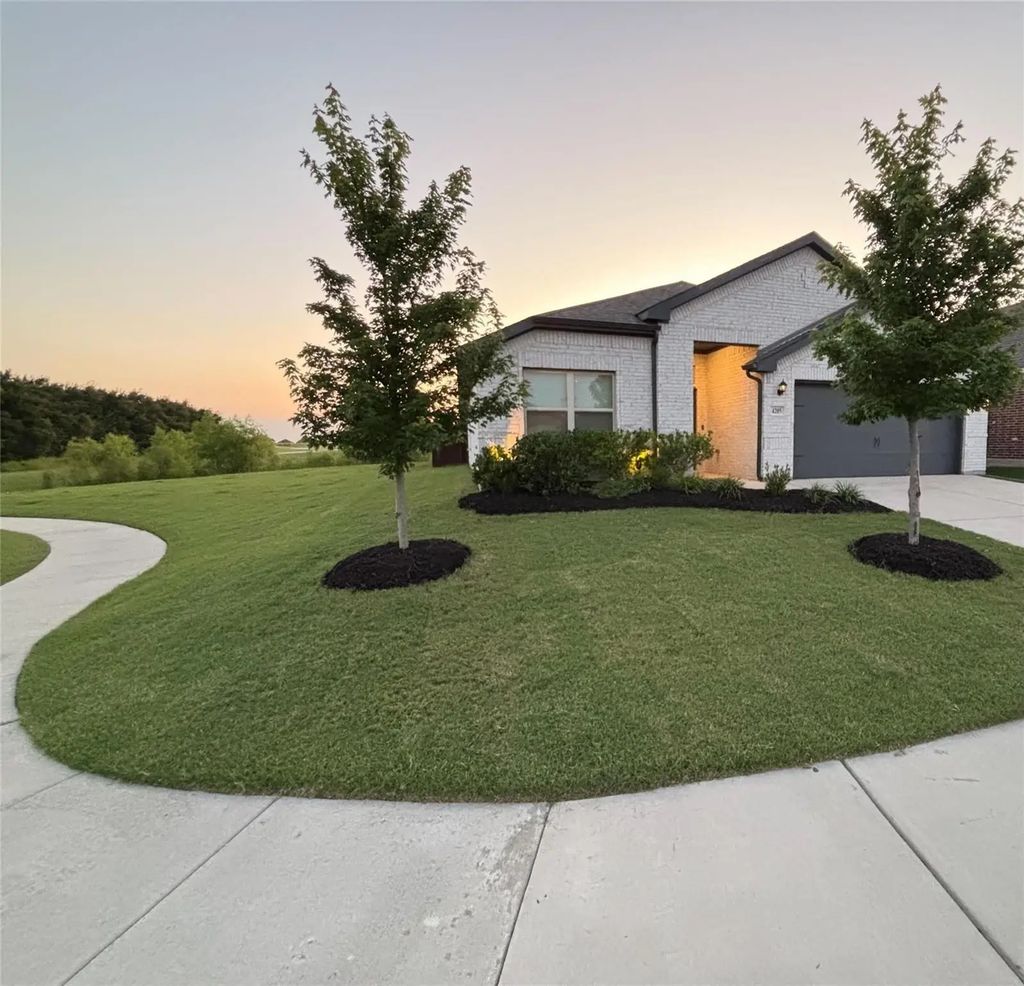 4205 Cordata Drive, Melissa