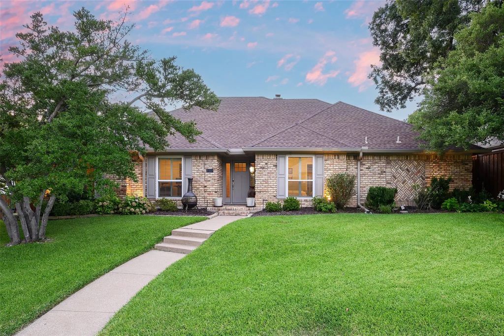 7307 Hundley Boulevard, Dallas