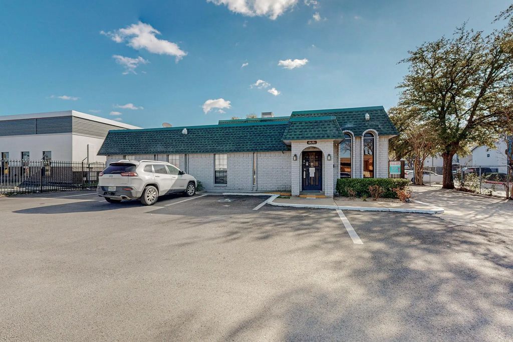 10098 Royal Lane, Dallas