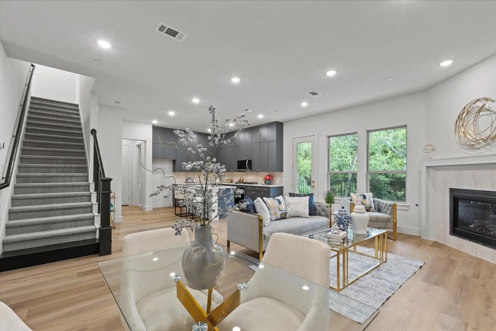 436 Waterscape Drive 1443, Hickory Creek
