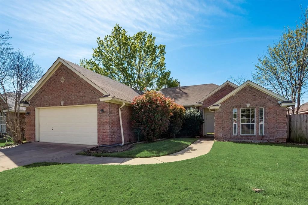 9102 Creede Trail, Fort Worth