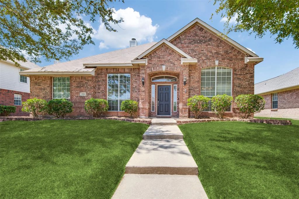 4911 Wisteria Drive, Frisco