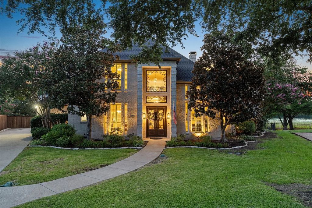 2403 Legend Drive, Heath