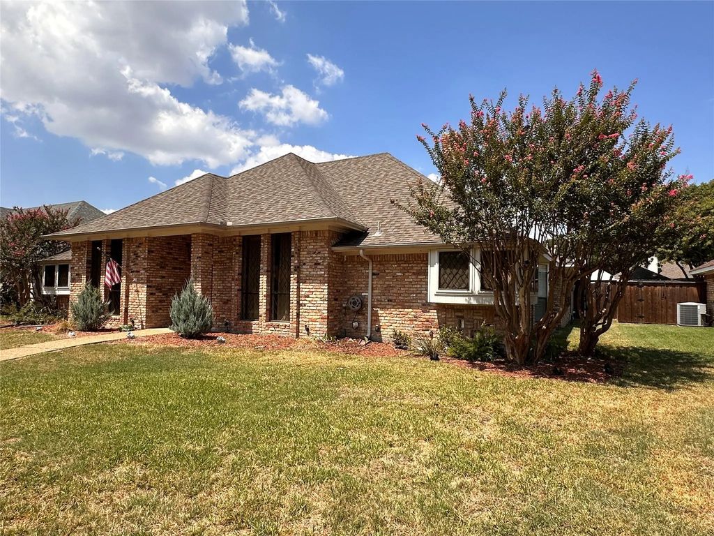 3609 Thornhill Way, Rowlett