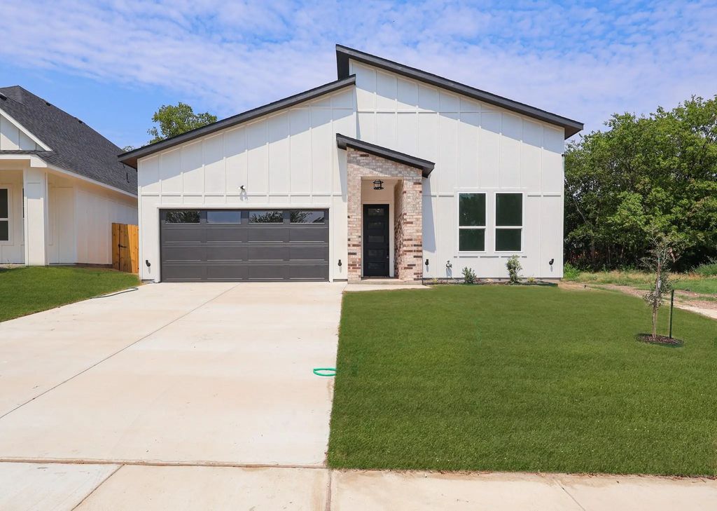 5416 Carver Drive, Fort Worth