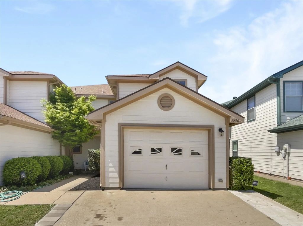 7576 Kings Trail, Fort Worth