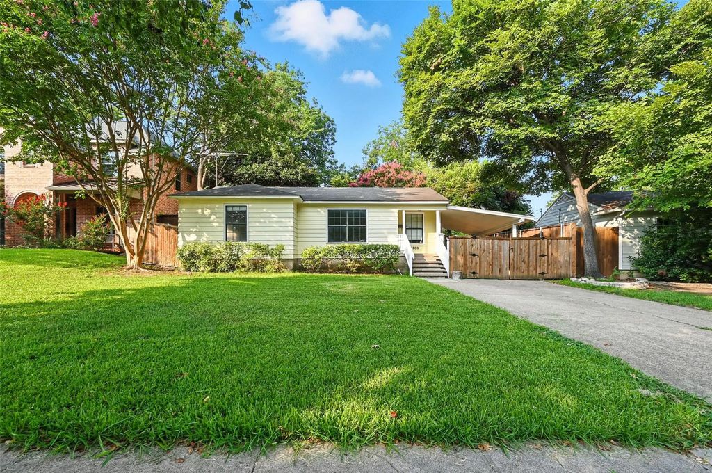 8783 Rexford Drive, Dallas