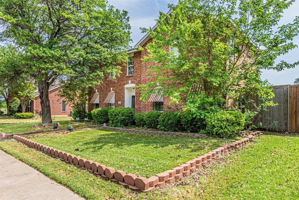 1542 Home Park Drive, Allen
