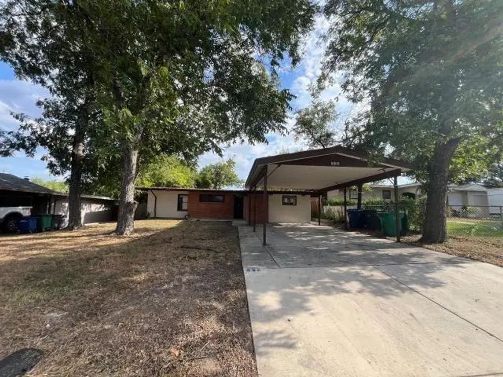 538 Gilbert Lane, San Antonio