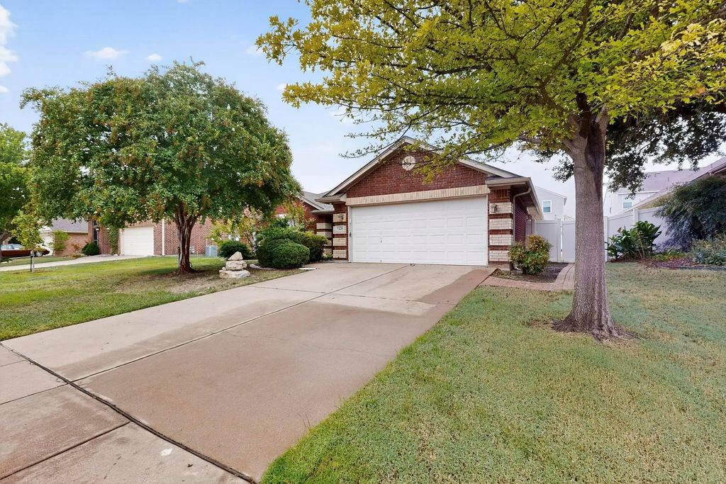 7228 Denver City Drive, Fort Worth