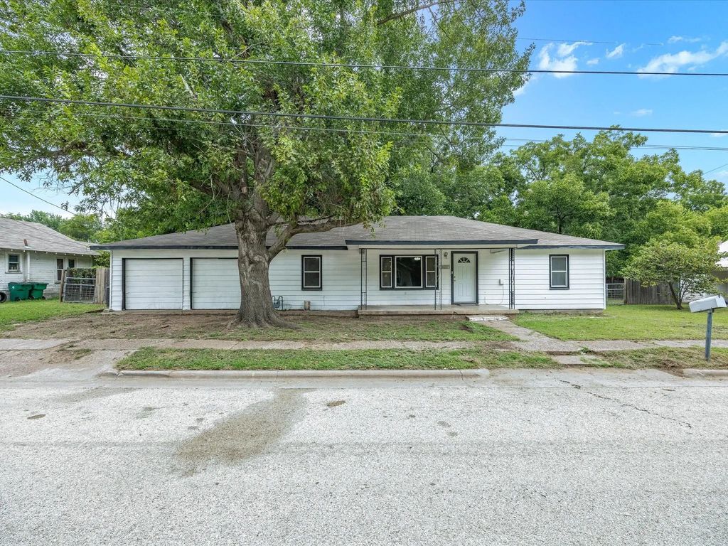 421 Elba Street, Bowie