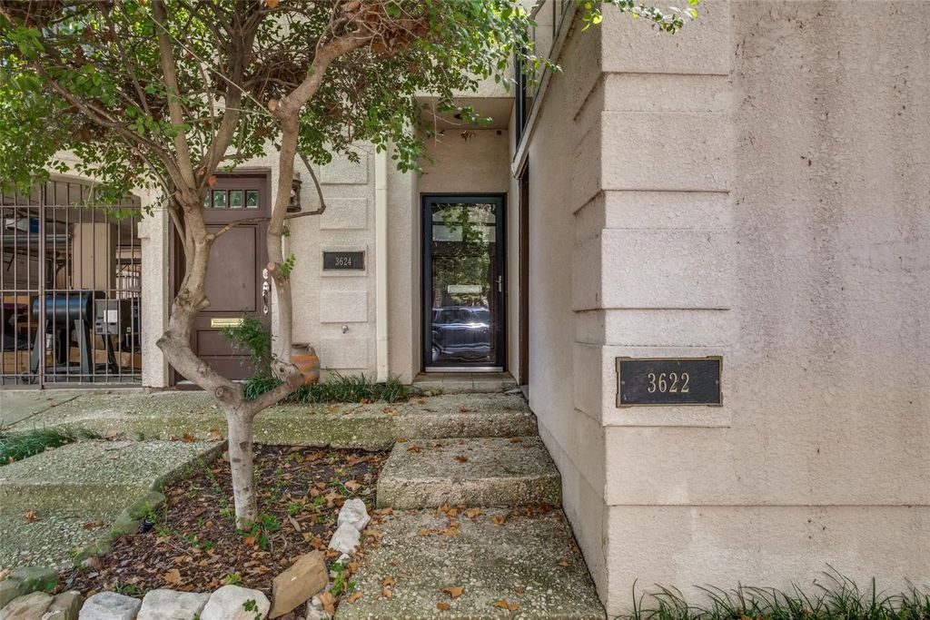 3622 Reagan Street, Dallas