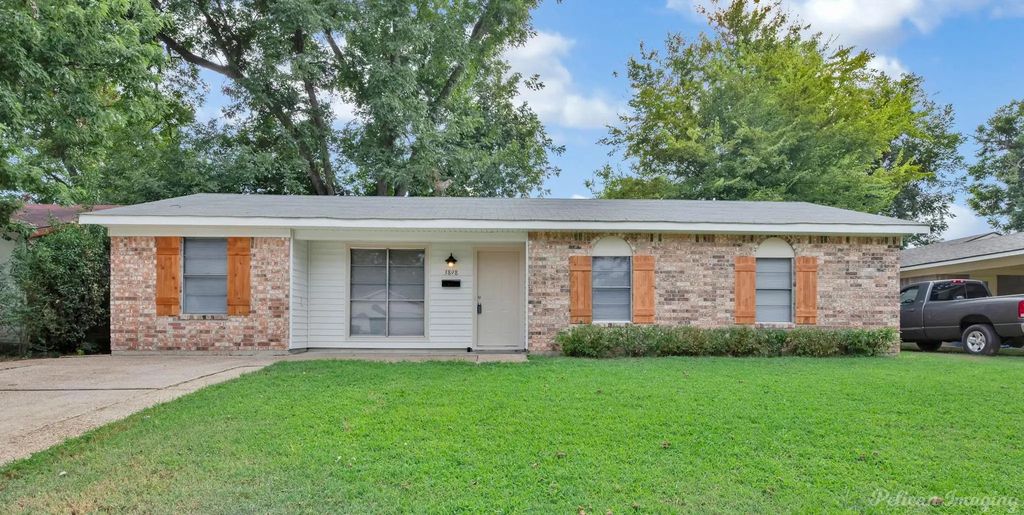 3898 Ella Street, Bossier City