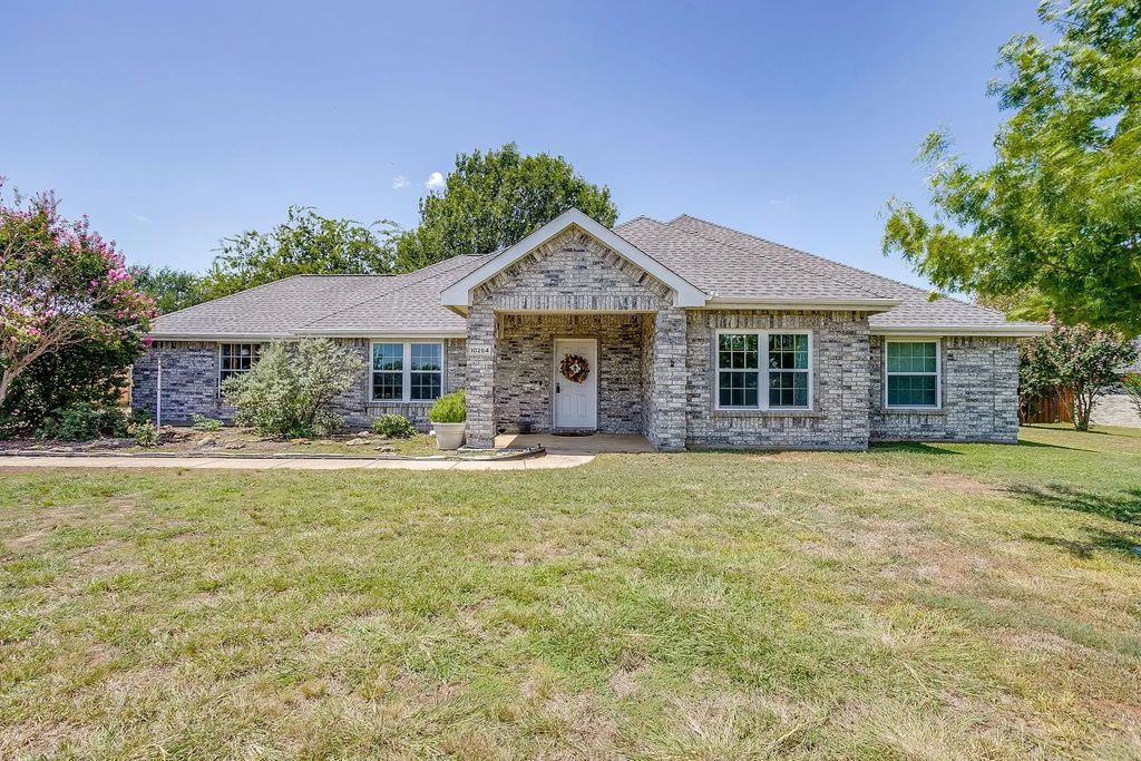 10264 W Rancho Diego Lane, Fort Worth