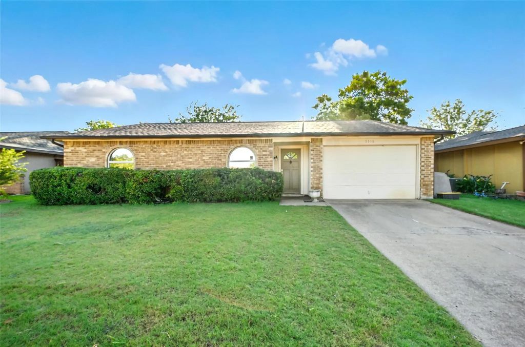 5316 Prince Drive, Lake Dallas