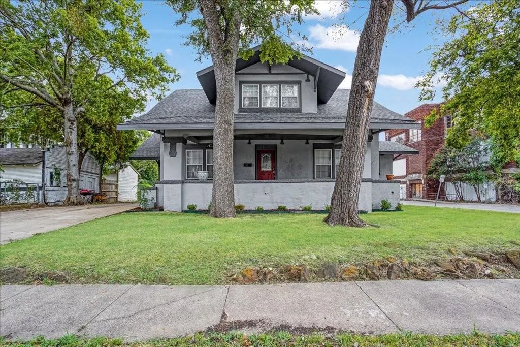 114 W King Street, Sherman