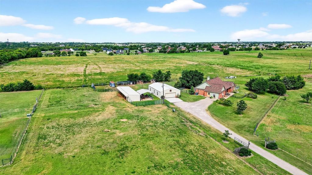 551 Massey Road, Gunter