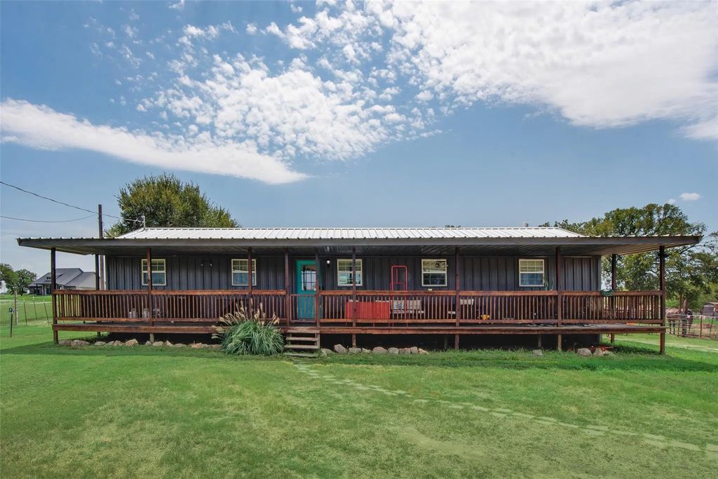 365 County Road 1180, Alvord