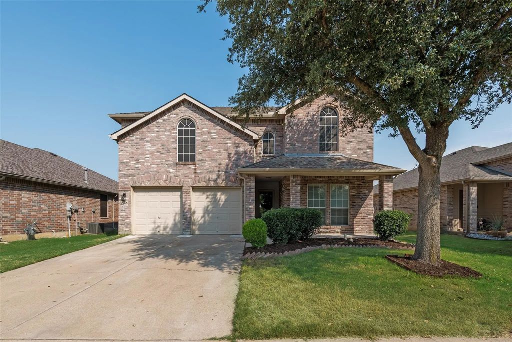 9105 Oldwest Trail, Fort Worth