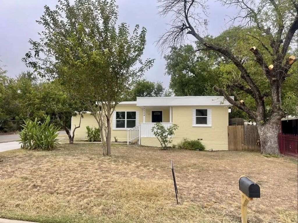5524 Dartmouth Avenue, River Oaks