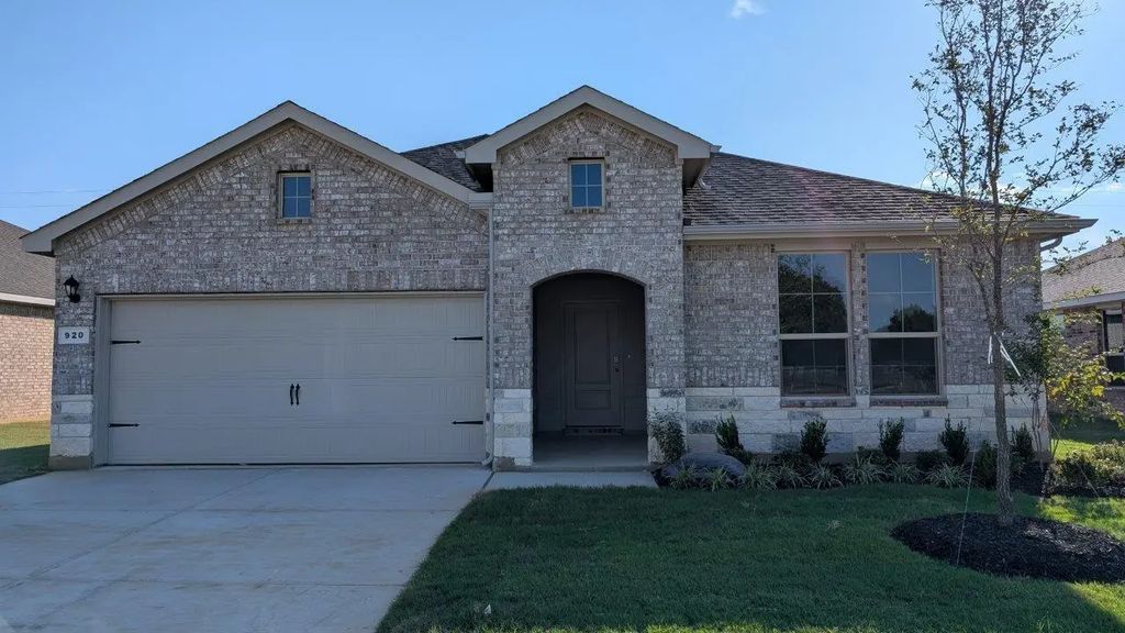 920 Boll Weevil Drive, Cleburne