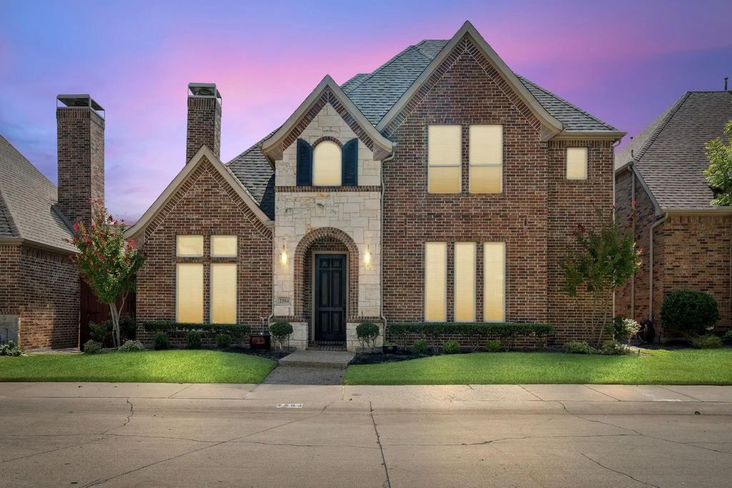2504 Sir Wade Way, Lewisville