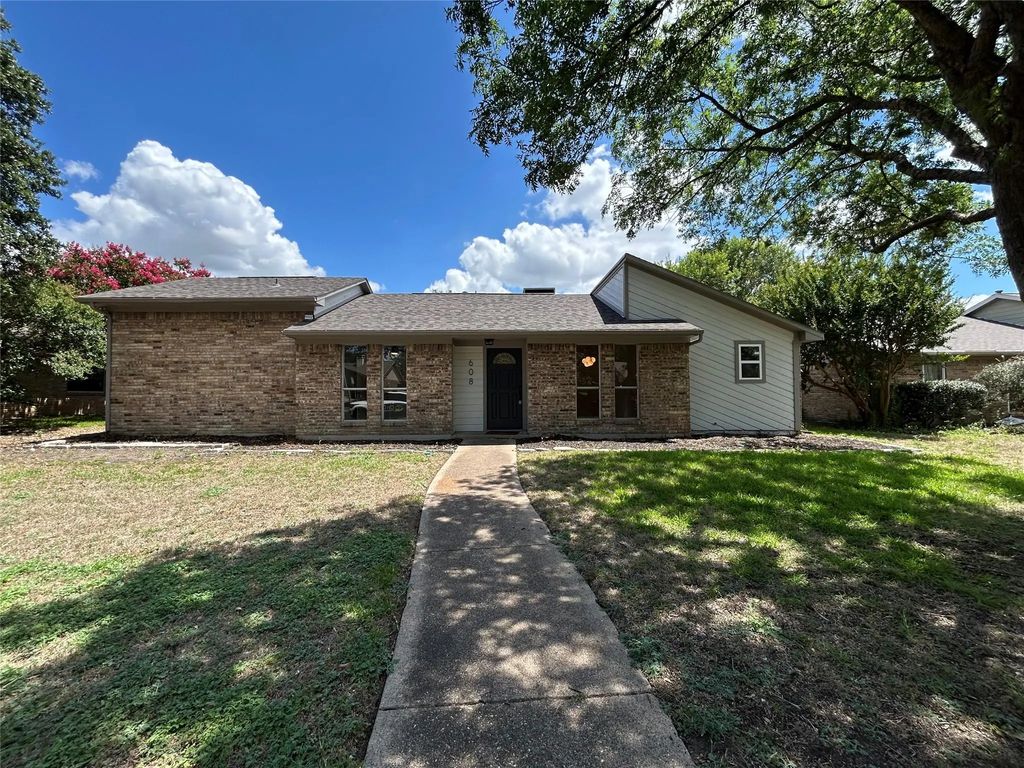 608 High Meadow Drive, Allen