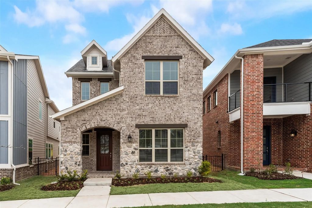 7111 Daytona Mews, Rowlett