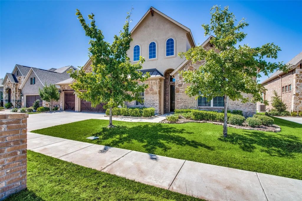 2407 Resort Drive, Heath