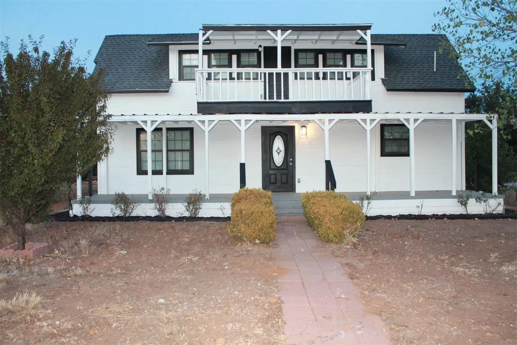 12100 County Road 105, Brownwood