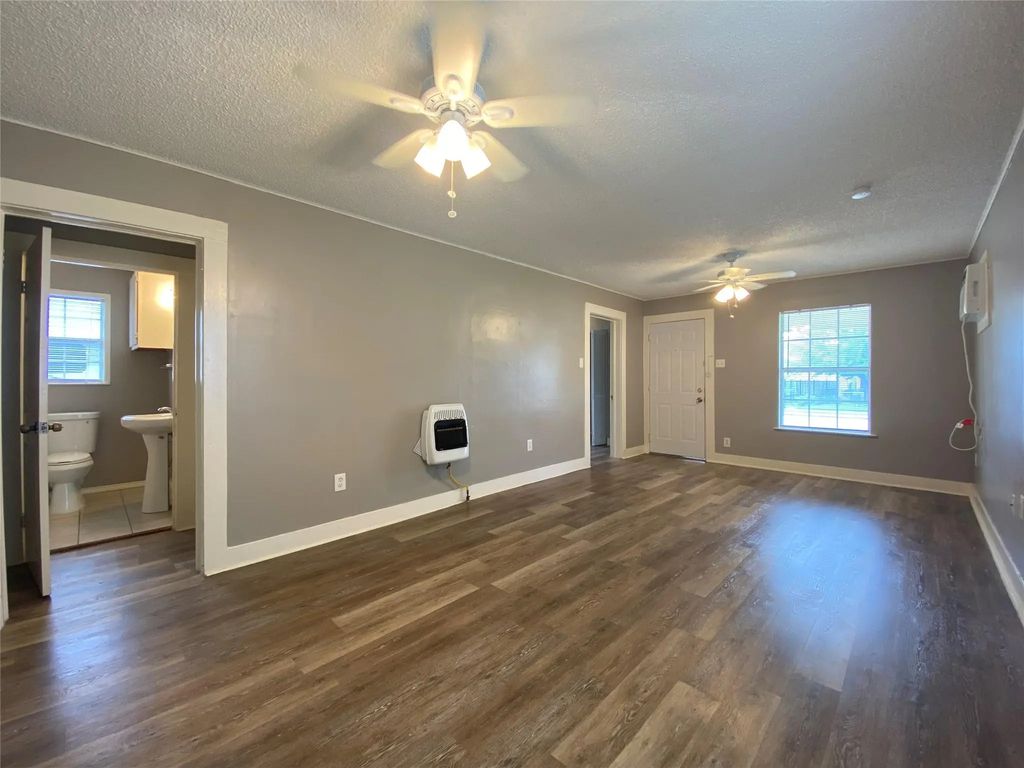 824 Karnes Street, Fort Worth