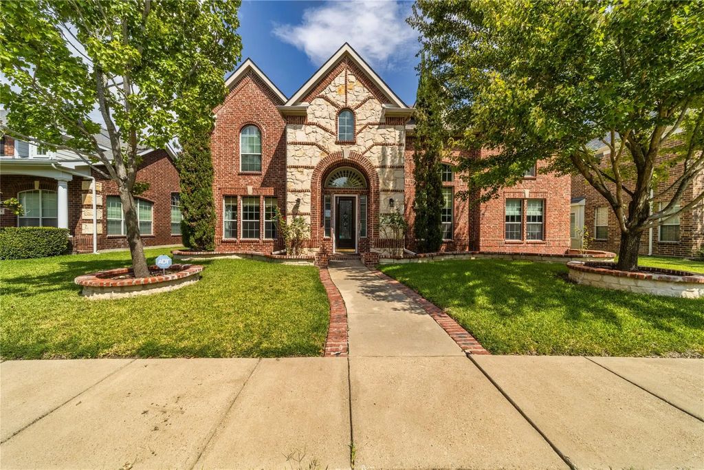 510 Basswood Trail, Garland