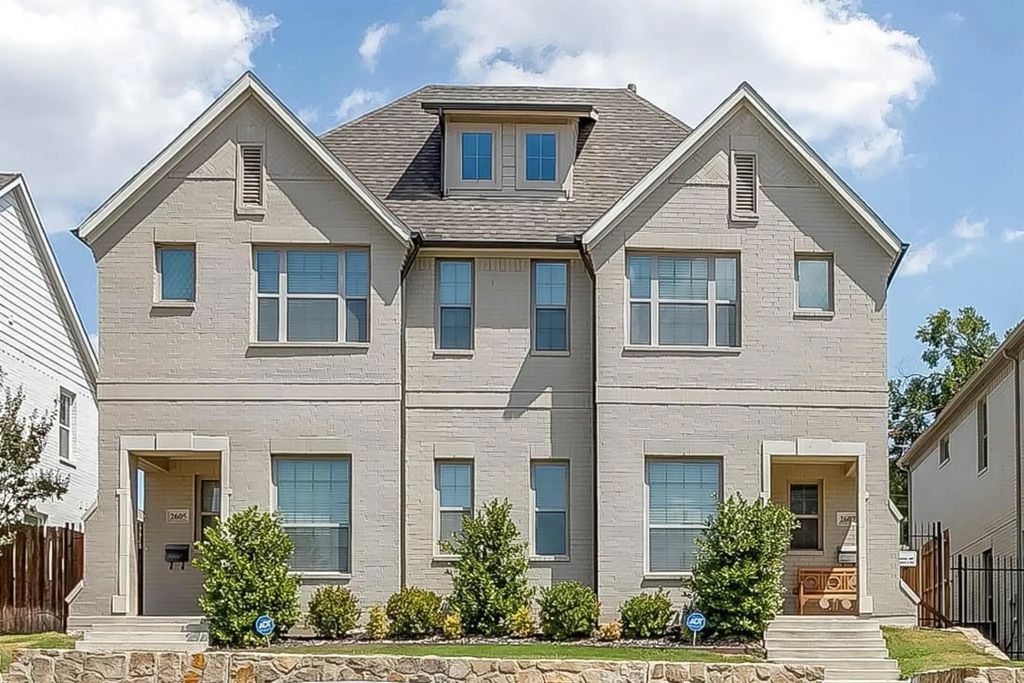 2605 Mccart Avenue, Fort Worth