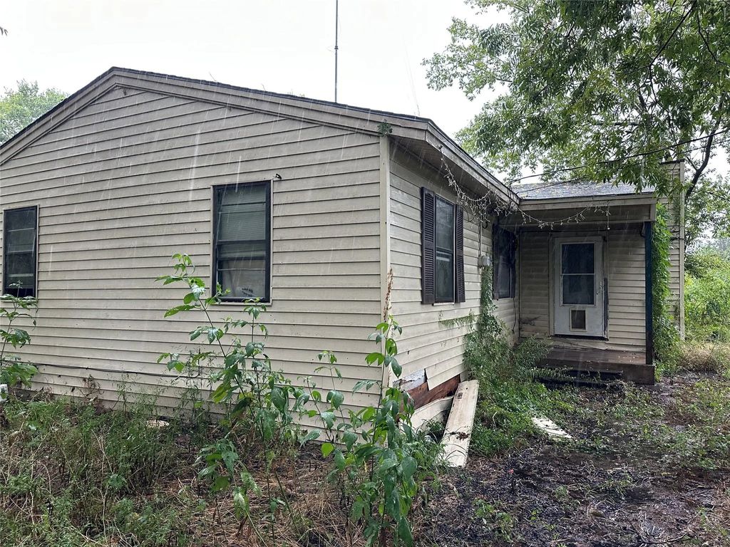 5288 County Road 2248, Greenville