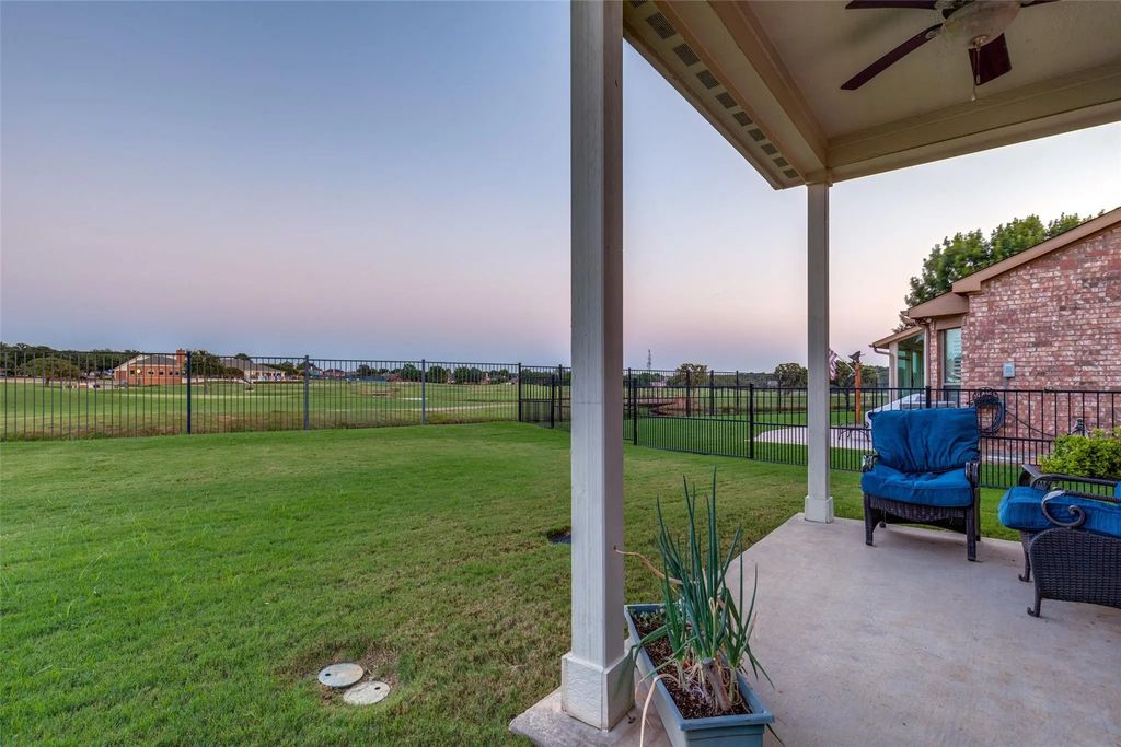 6605 Algarve Drive, Denton