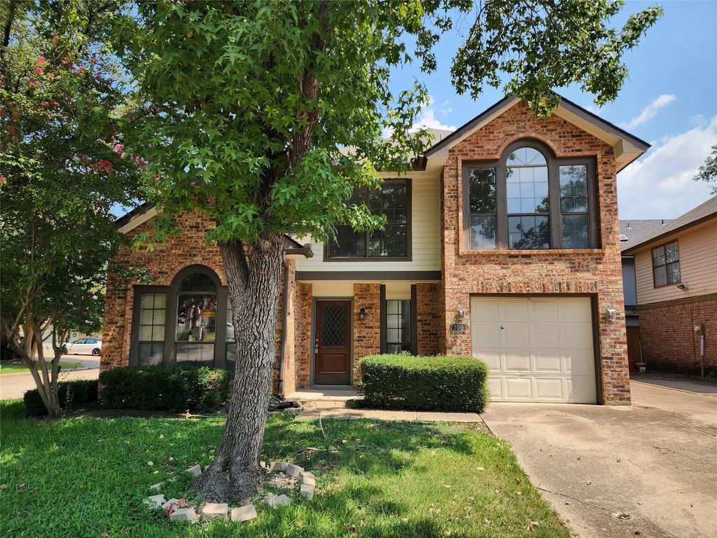100 Saddle Rock Court, Irving