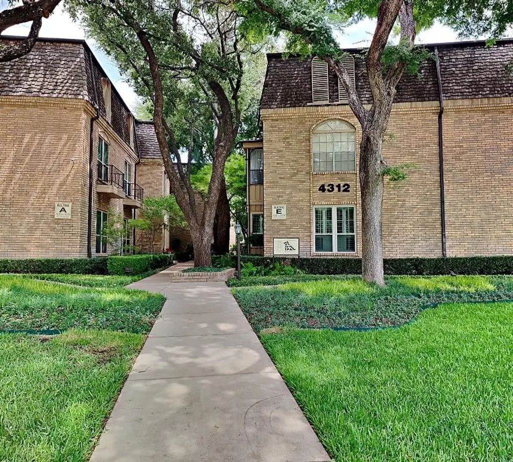 4312 Bellaire Drive S 211, Fort Worth