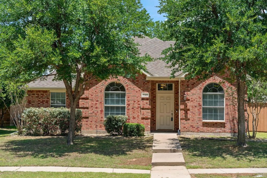 7120 Bramblebush Drive, Frisco