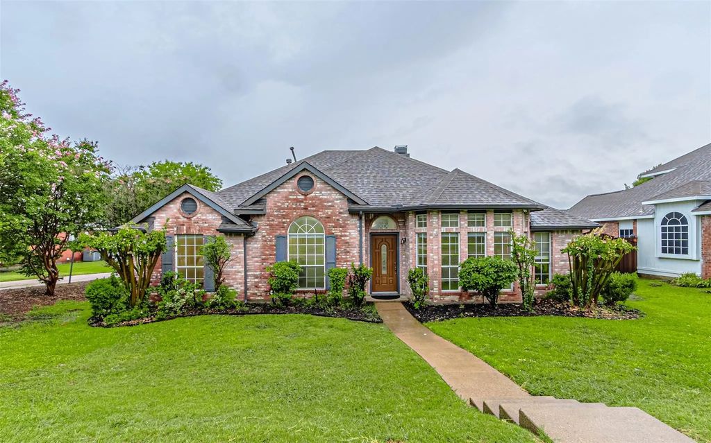 774 Monticello Circle, Allen