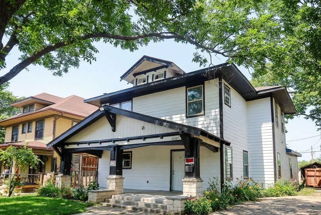 4947 E Side Avenue, Dallas