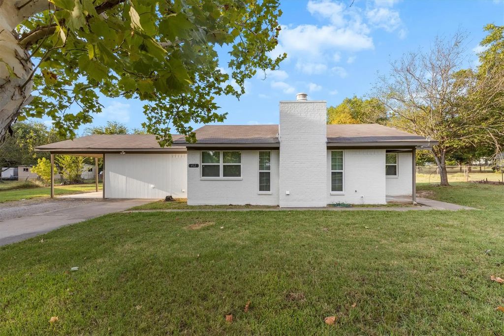 402 E North Street, Wills Point